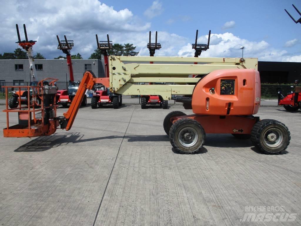 JLG 450 AJ (193) Kompaktní samohybné kloubové plošiny