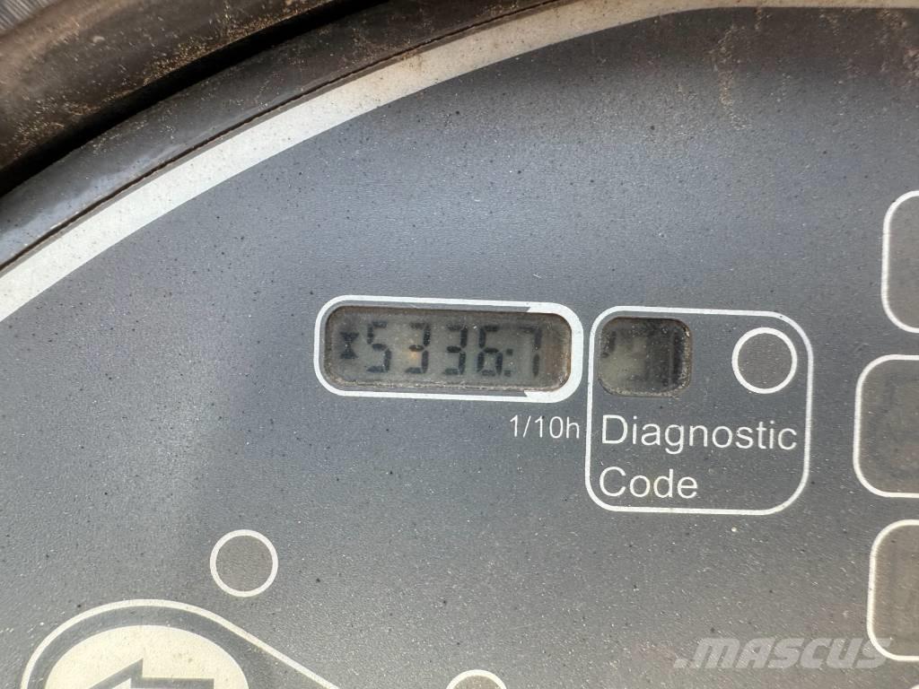 Hamm HD 10C VV Tandemové válce