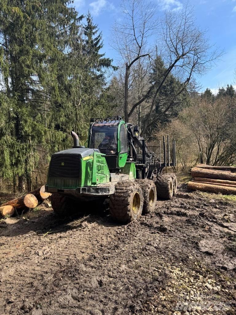 John Deere 1510 E Vyvážecí traktory
