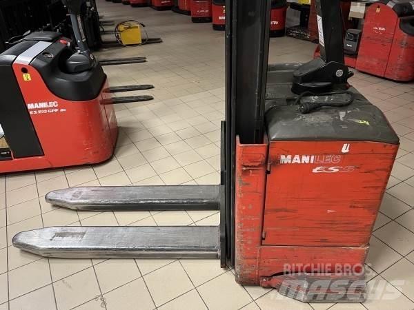Manitou ES 513 Samohybné vozíky