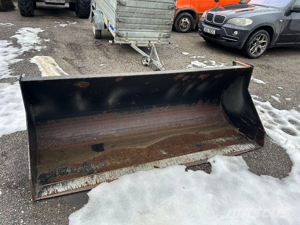 Manitou MRT 3050 Teleskopické manipulátory