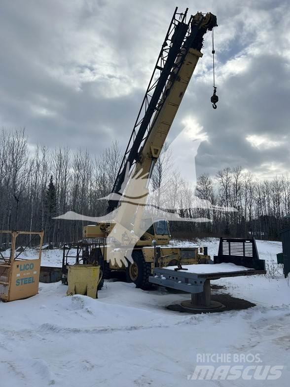 Grove RT740B Jeřáby pro těžký terén