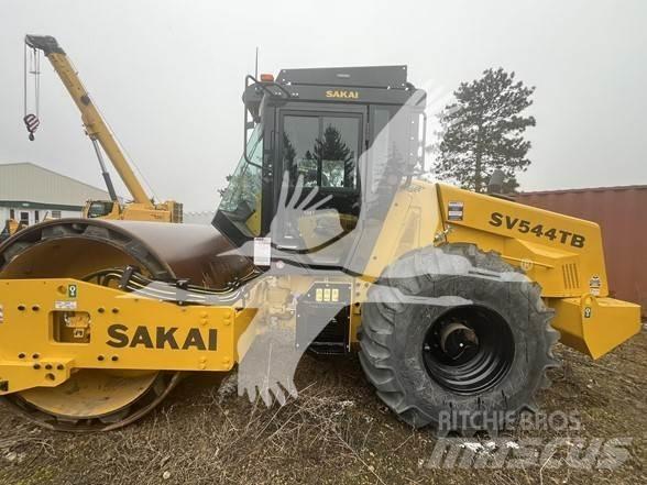Sakai SV544T Tahačové válce