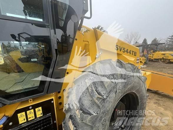 Sakai SV544T Tahačové válce
