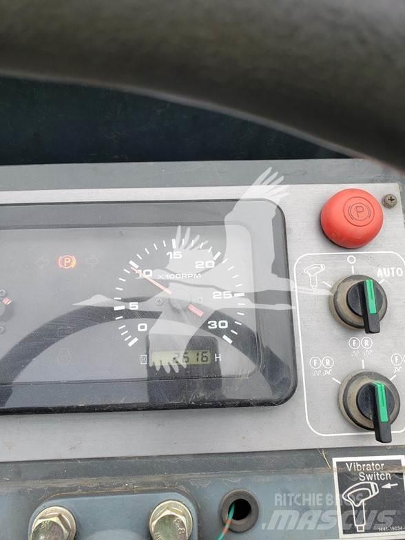 Sakai SW300 Tahačové válce