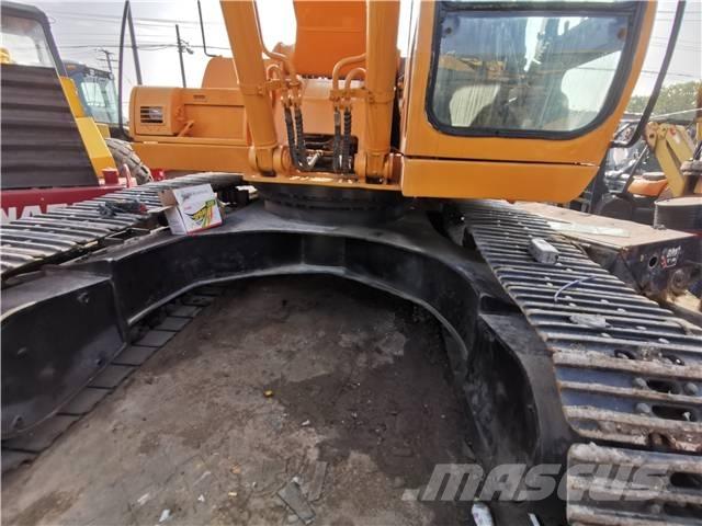 Hyundai 340 Pásová rýpadla