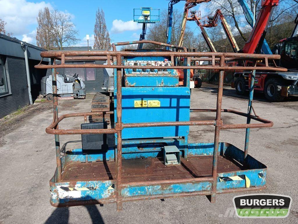 Aichi SR18A Teleskopické plošiny