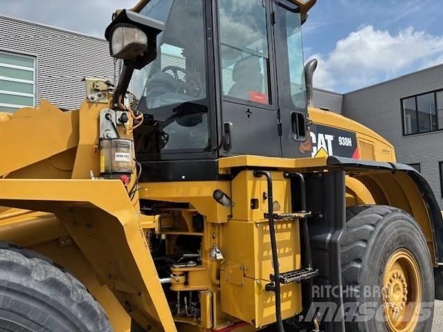 CAT 938 H Kolové nakladače