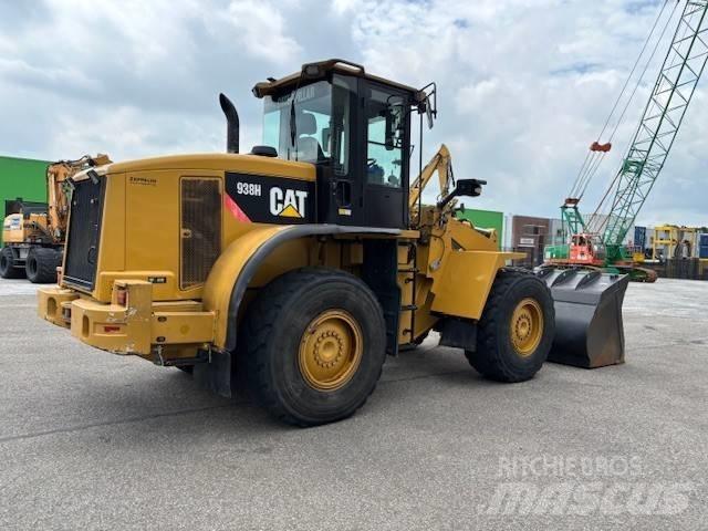 CAT 938 H Kolové nakladače