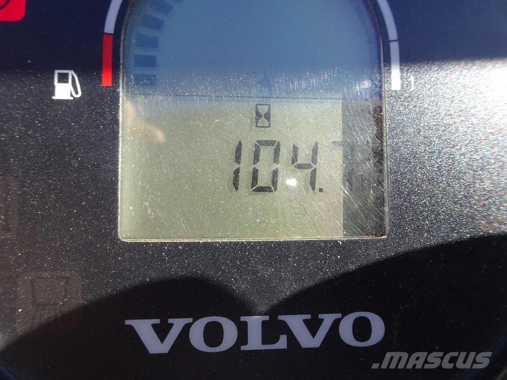 Volvo DD25P Tandemové válce