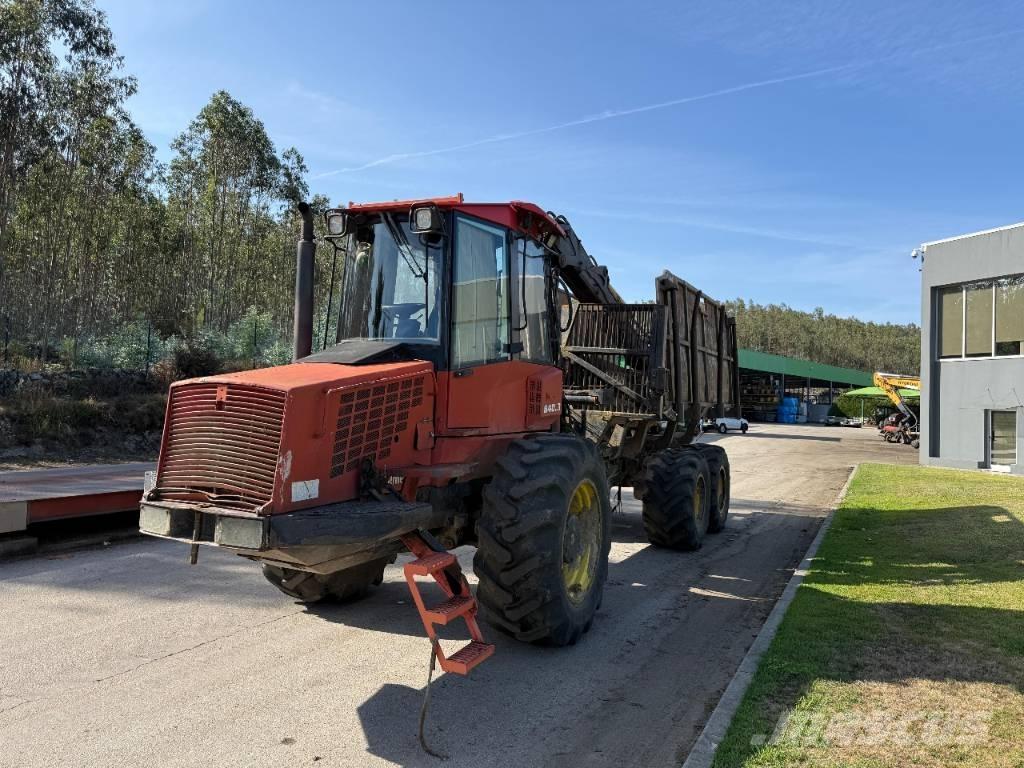 Komatsu 840.3 Vyvážecí traktory