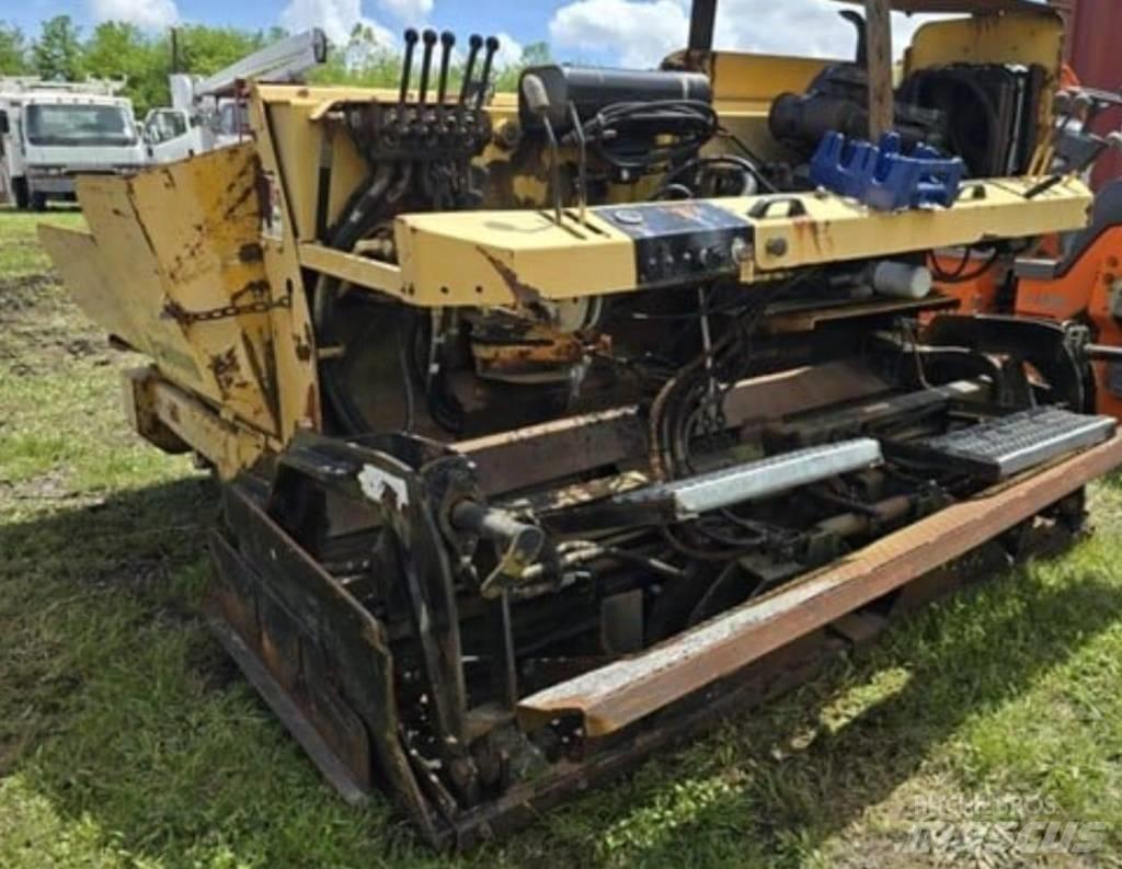 Mauldin 690E Finišery