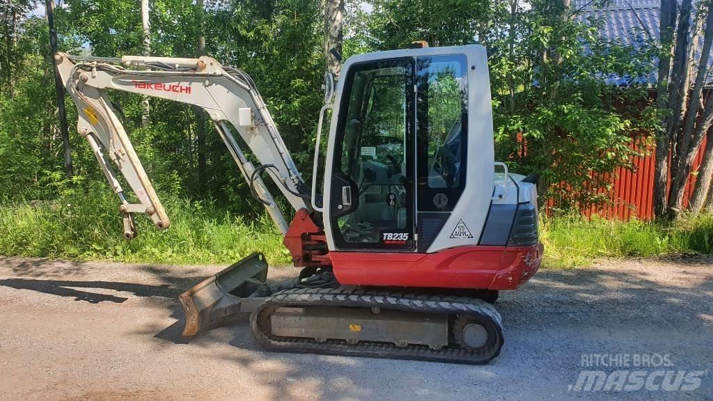 Takeuchi TB235 Mini rýpadla < 7t