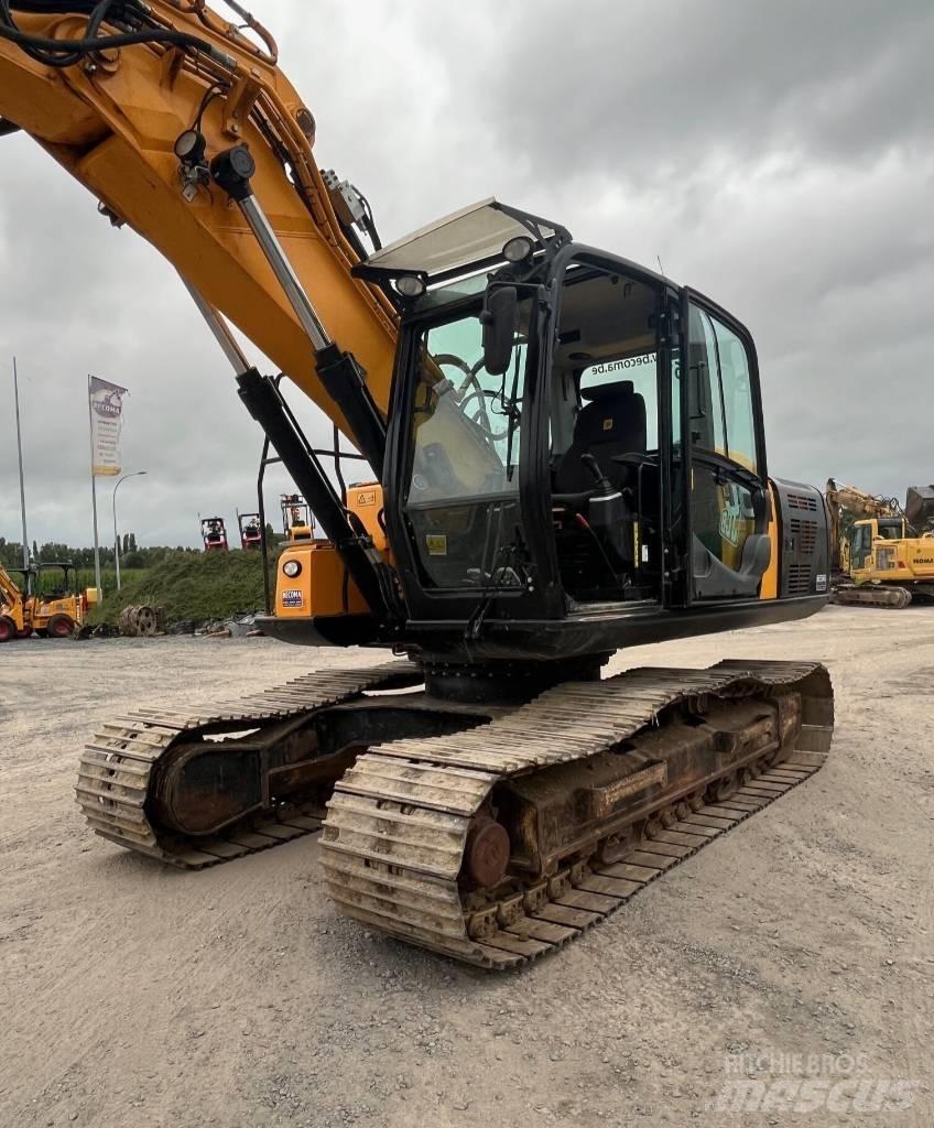 JCB JS 220 Pásová rýpadla