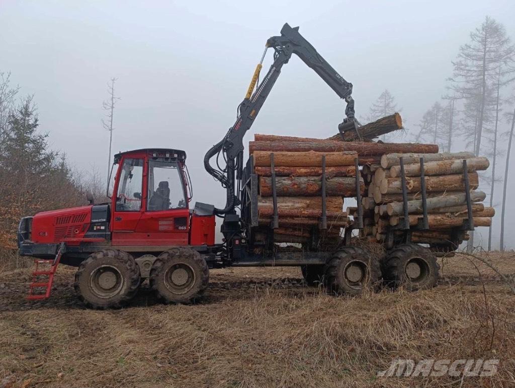Komatsu 865 Vyvážecí traktory