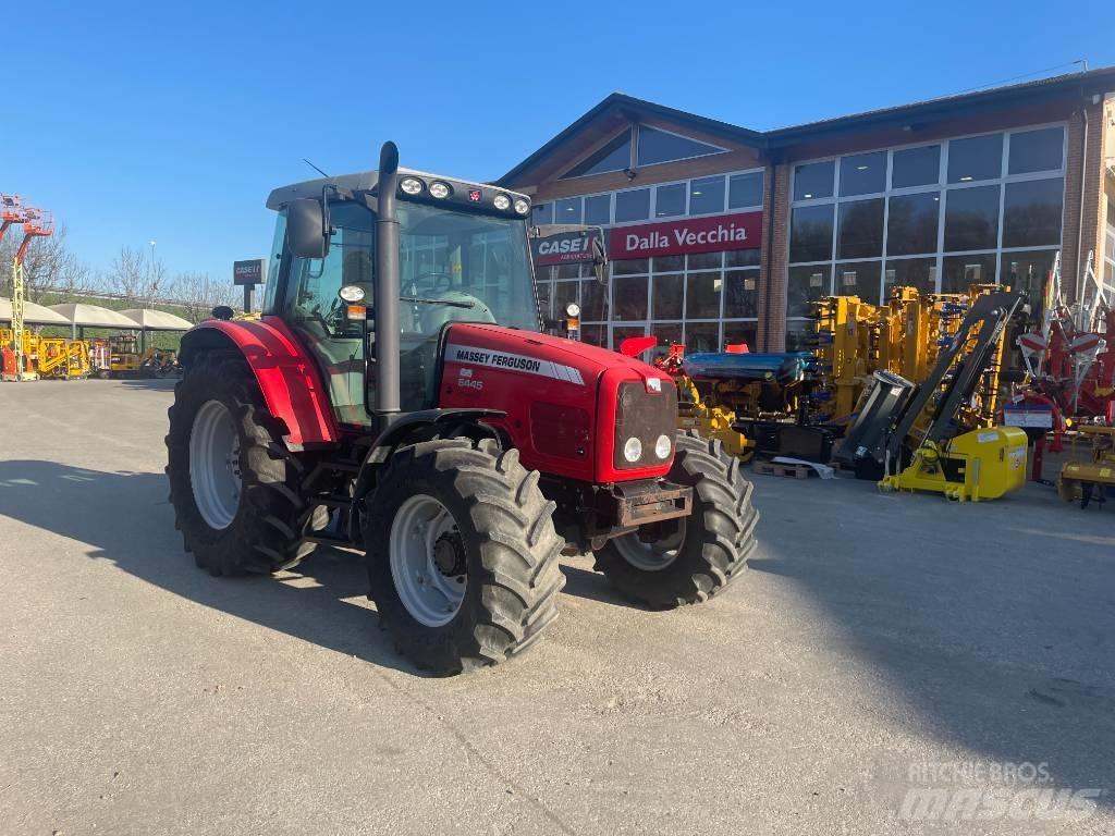 Massey Ferguson 6445 Traktory