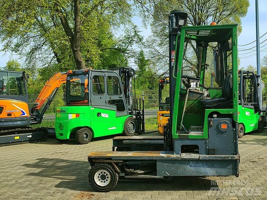Combilift C3500 4 cestní vysokozdvižné vozíky