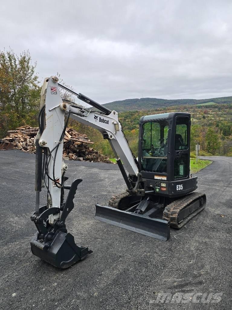 Bobcat E 35 Mini rýpadla < 7t