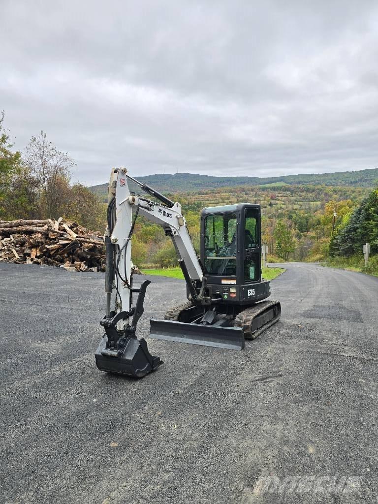 Bobcat E 35 Mini rýpadla < 7t