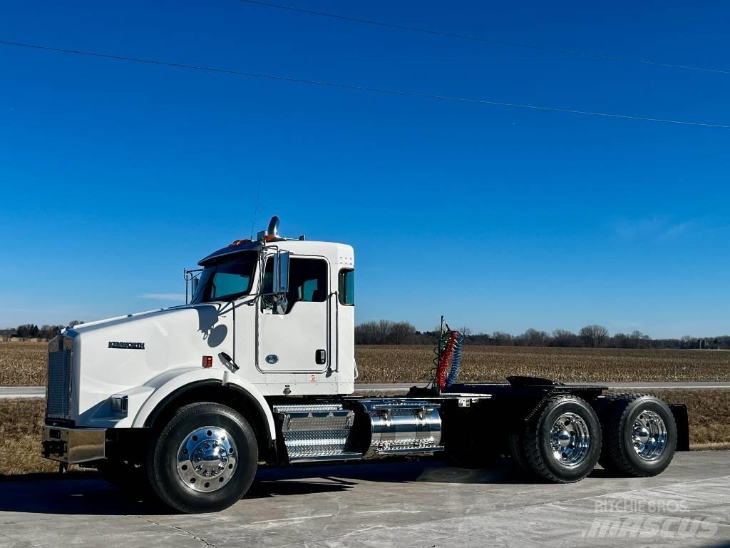 Kenworth T 800 Tahače