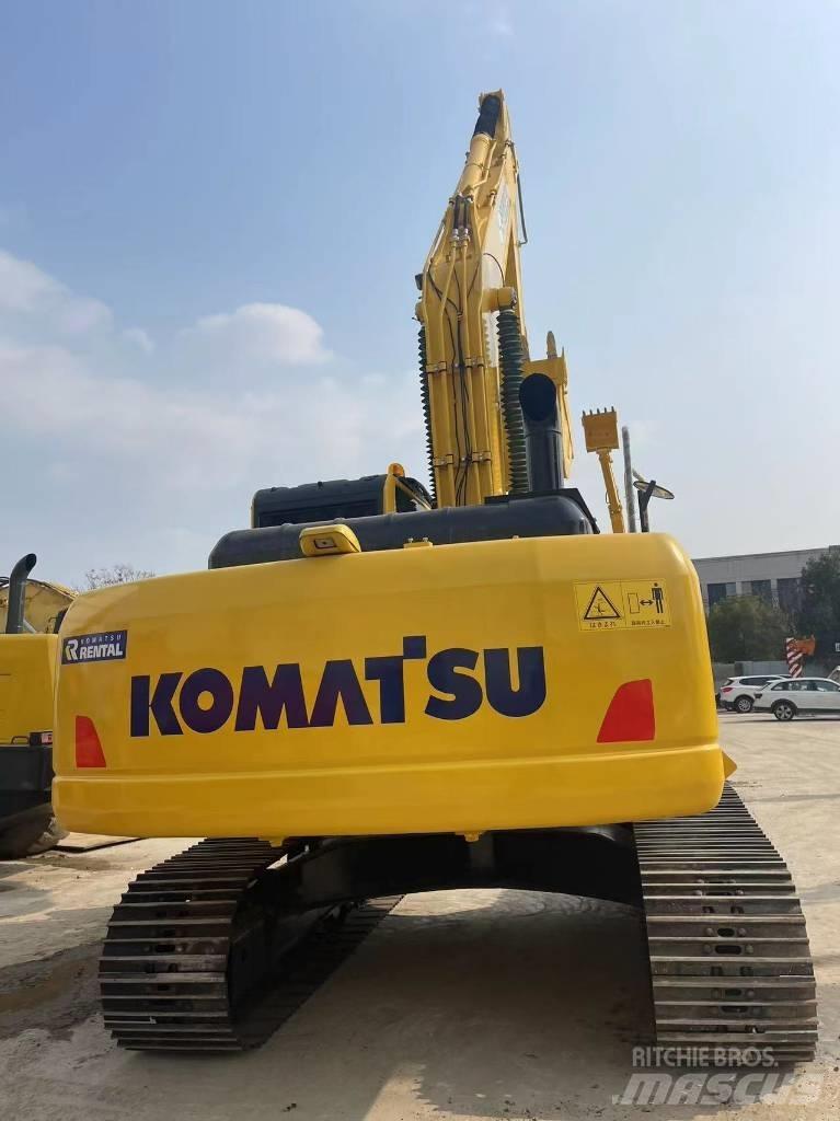 Komatsu PC 220-8 Pásová rýpadla
