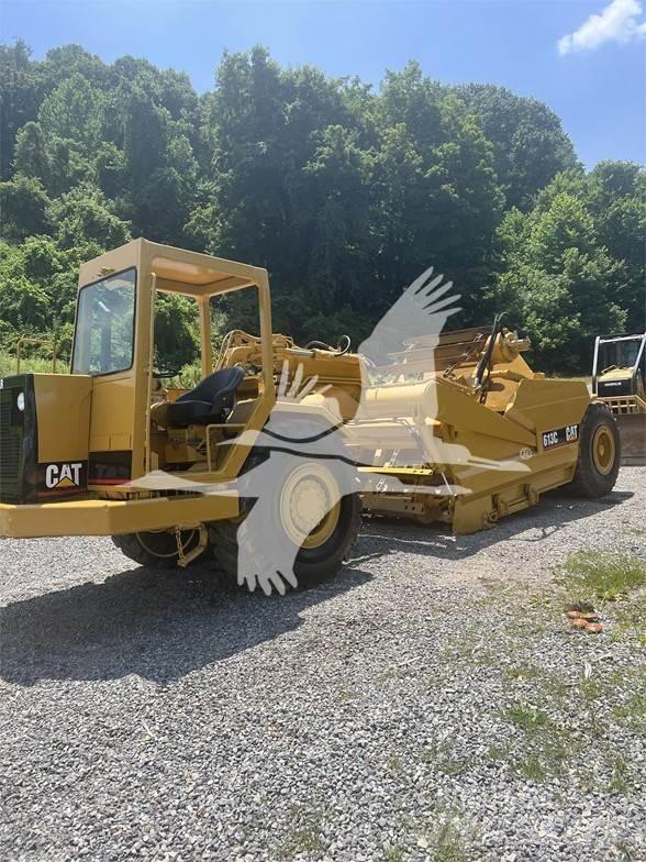 CAT 613C Skrejpry