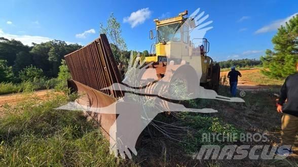 CAT 836C Skládkové kompaktory