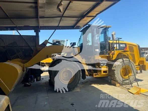CAT 962L Kolové nakladače