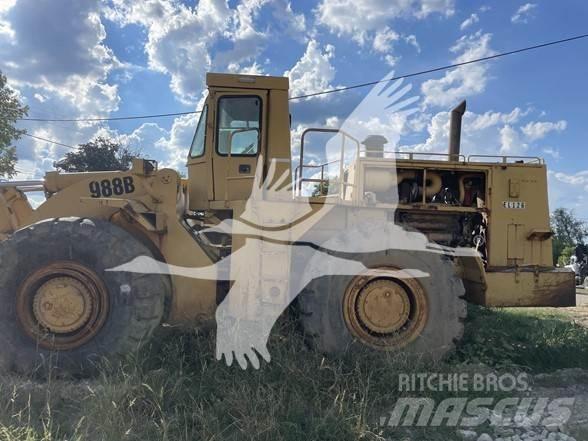 CAT 988B Kolové nakladače