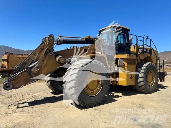 CAT 988H Kolové nakladače
