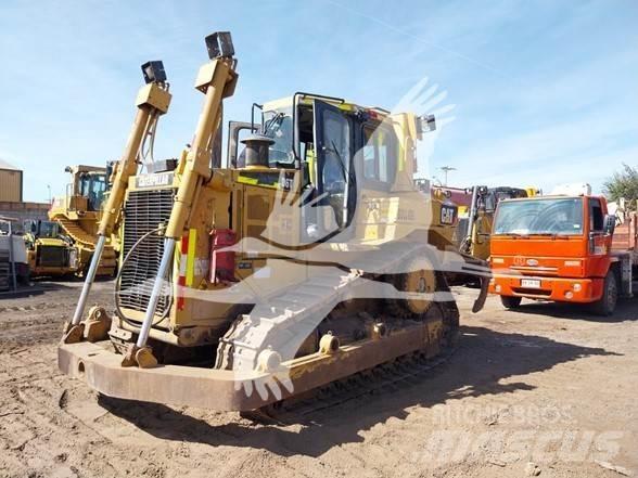 CAT D6T Pásové dozery