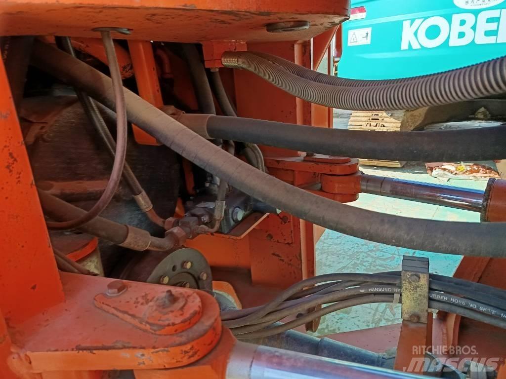 Doosan DL505 Kolové nakladače