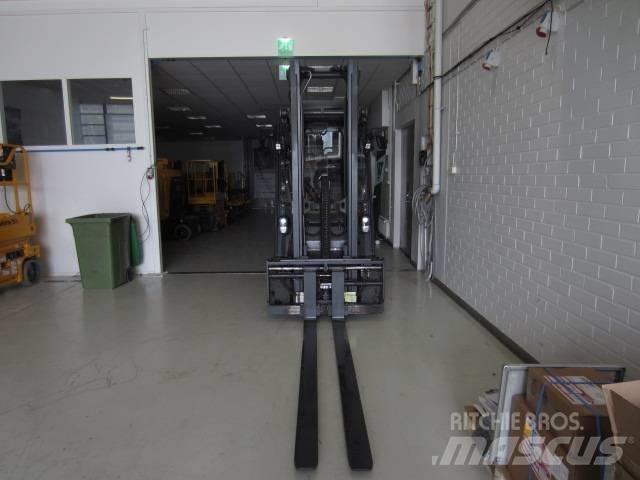 Linde E30H Akumulátorové vozíky