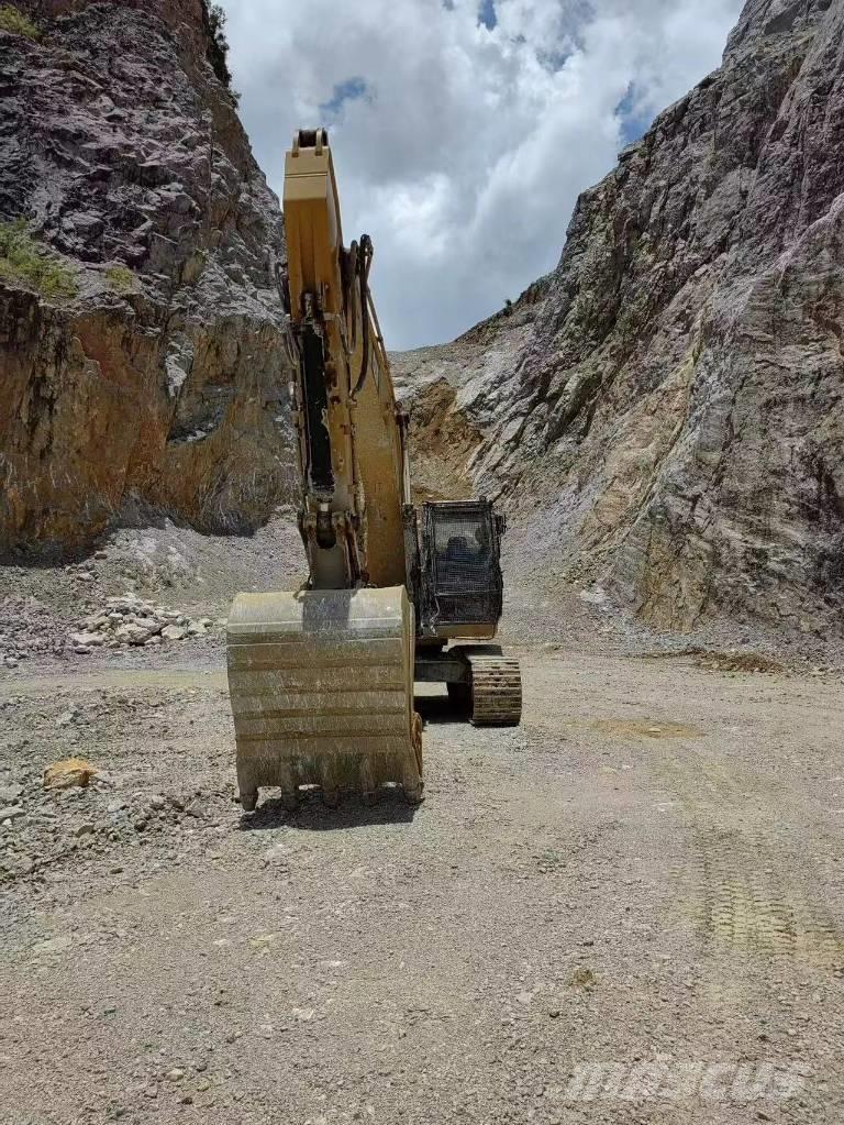 CAT 330GC Pásová rýpadla