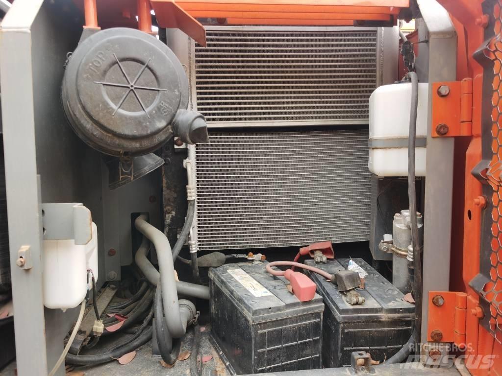 Hitachi ZX 120 Pásová rýpadla