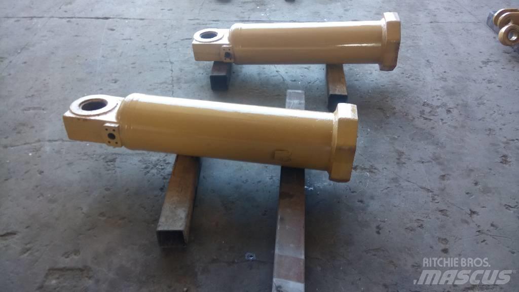 CAT 988 B Hydraulika