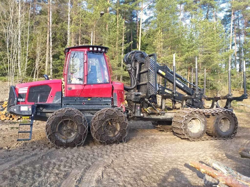 Komatsu 855 Vyvážecí traktory