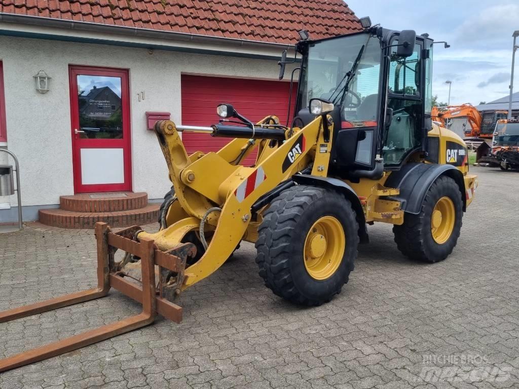 CAT 908 H 2 Kolové nakladače