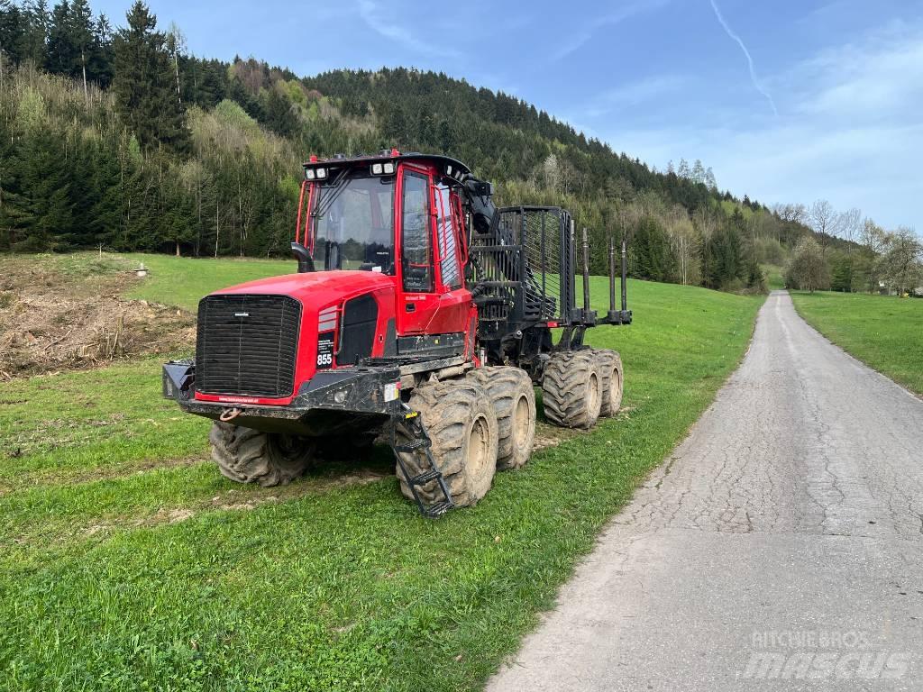 Komatsu 855 Vyvážecí traktory