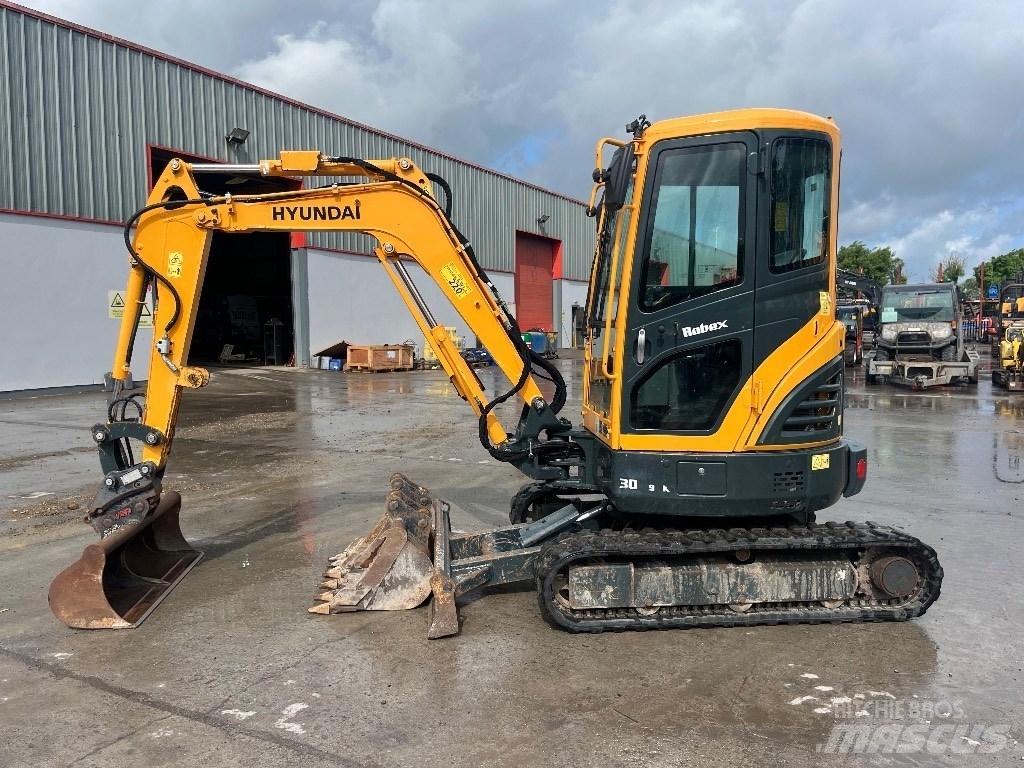 Hyundai R30 Z-9AK Mini rýpadla < 7t