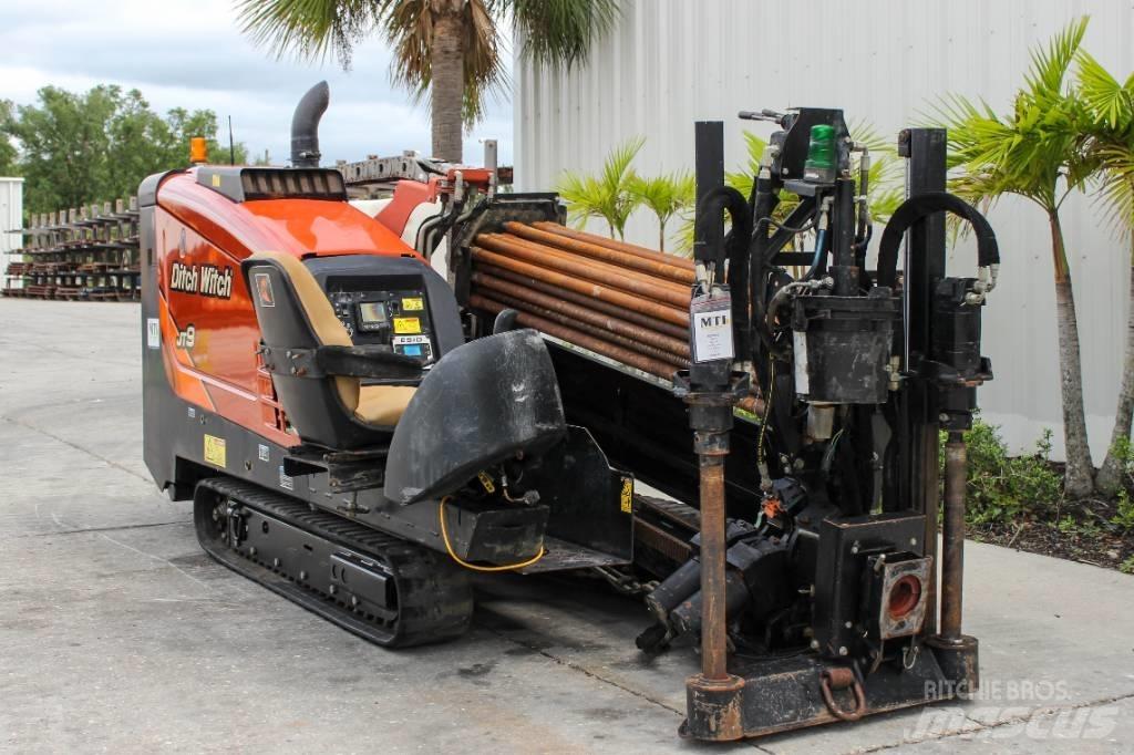 Ditch Witch JT9 Horizontální vrtací zařízení