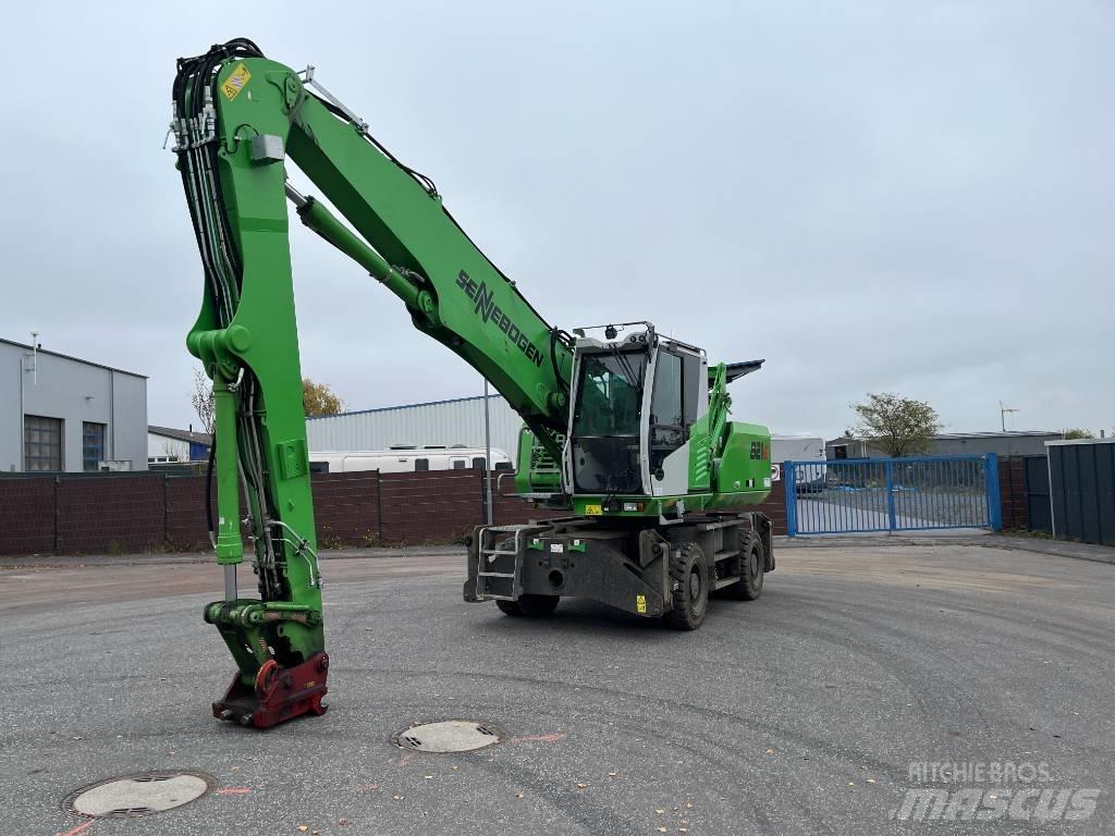 Sennebogen 821 Stroje pro manipulaci s odpadem
