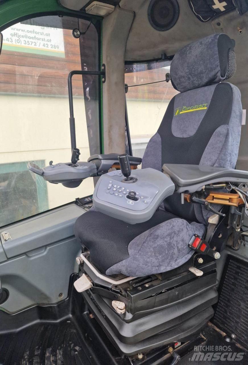 John Deere 1010 E Vyvážecí traktory