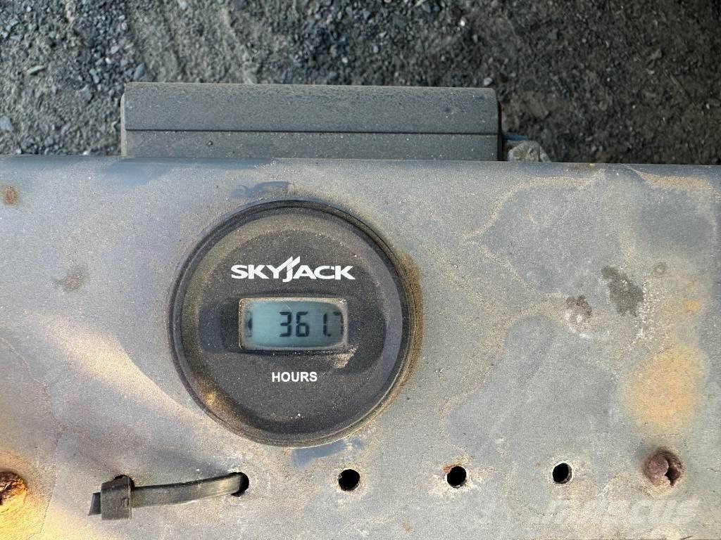 SkyJack SJ 4632 Nůžková zvedací plošina