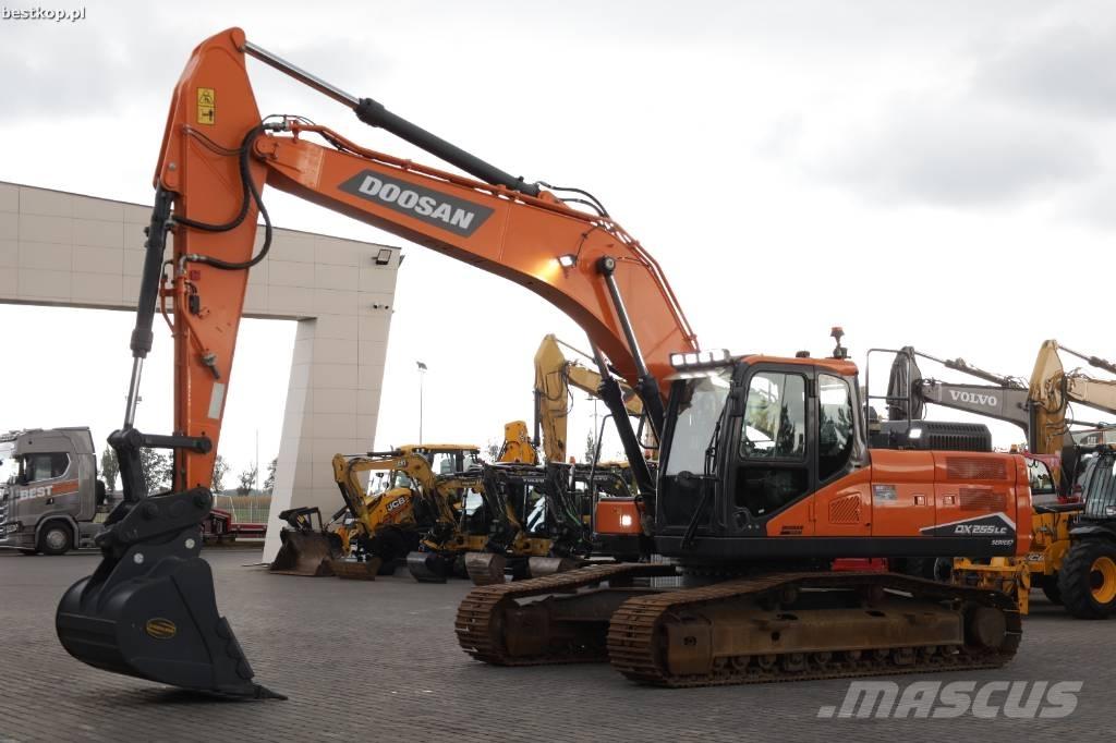 Doosan DX 255 LC-7 Pásová rýpadla