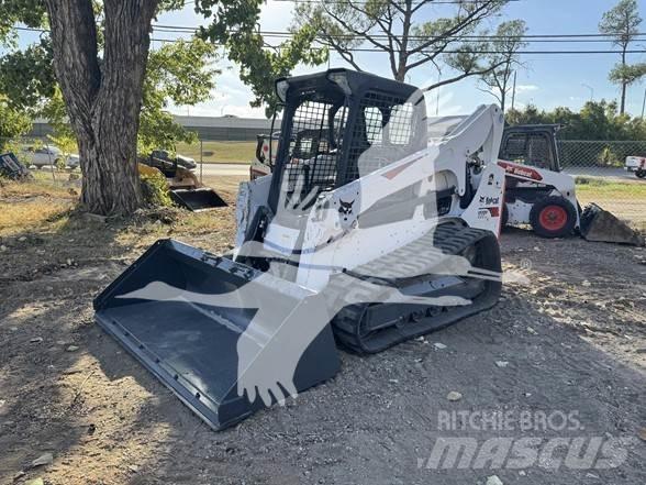 Bobcat T770 Smykem řízené nakladače
