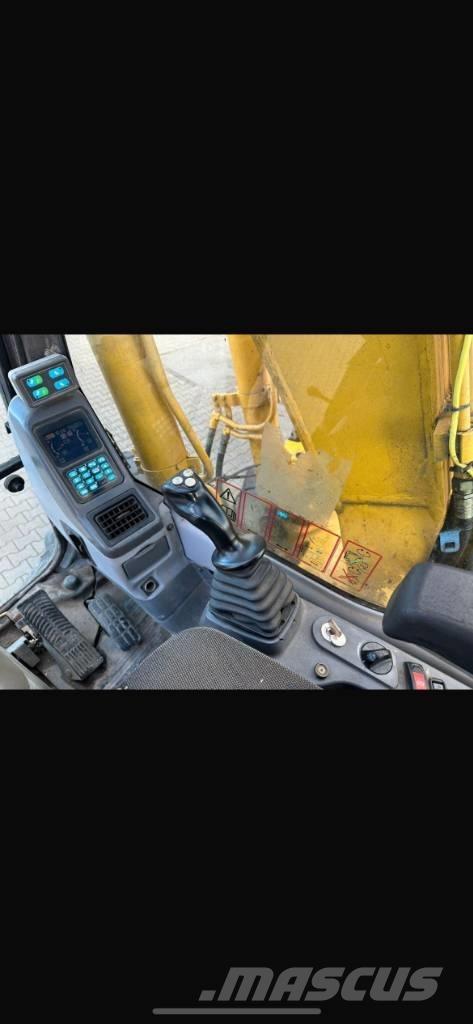 Komatsu PW 130-7K Kolová rýpadla