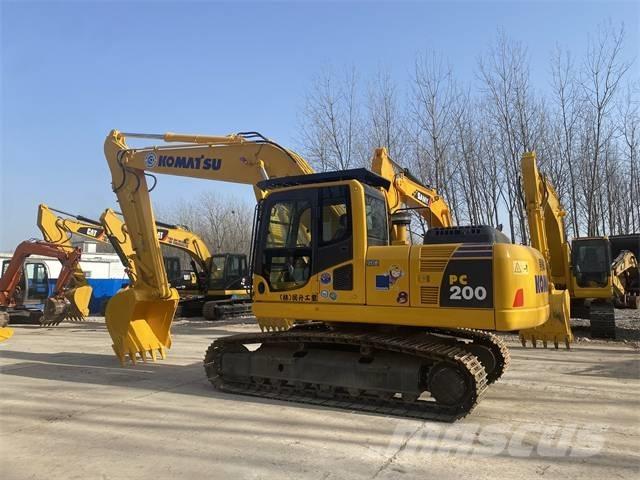Komatsu PC 200-8N1 Pásová rýpadla