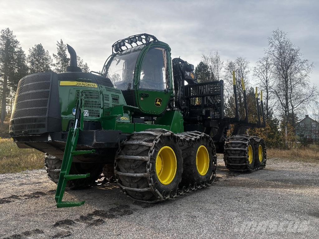 John Deere 1510G Vyvážecí traktory