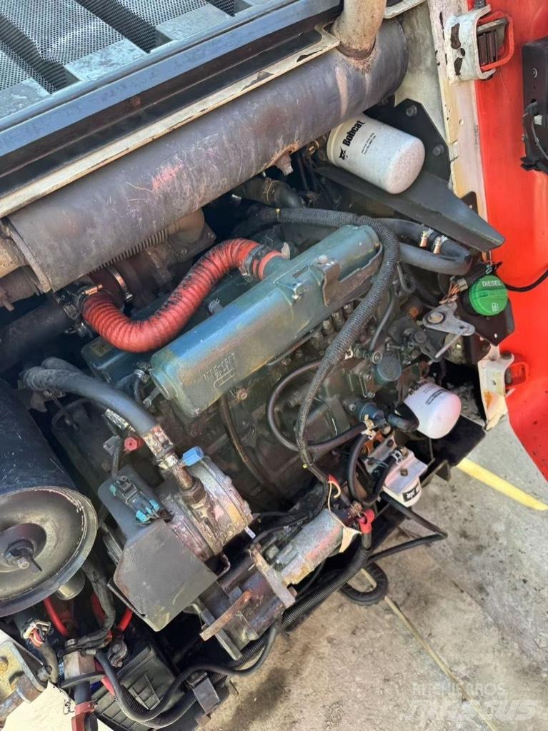 Bobcat S 185 Smykem řízené nakladače